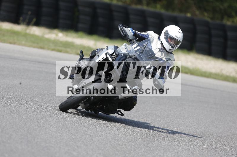 Archiv-2025/49 26.08.2025 Cornu Master School ADR/gruen-vert/17